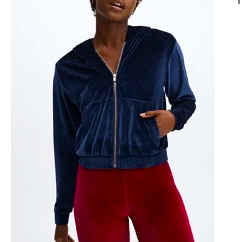 NWT Fabletics Donna velour hoodie (navy blue)